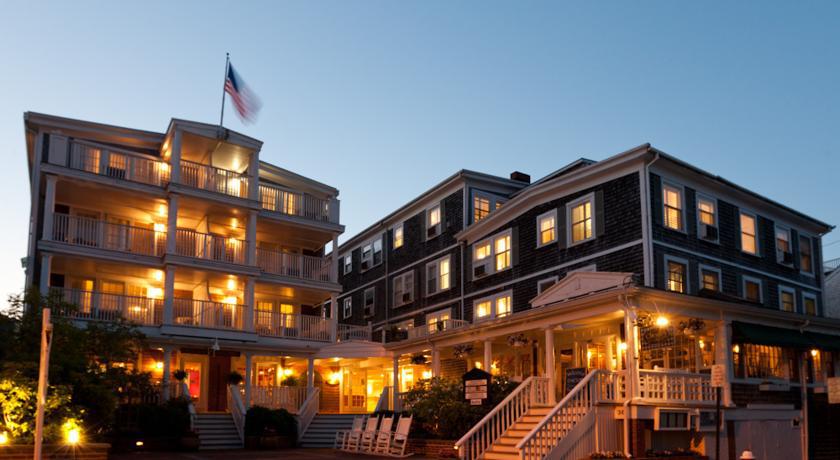 Vineyard Square Hotel And Suites 埃德加敦 外观 照片